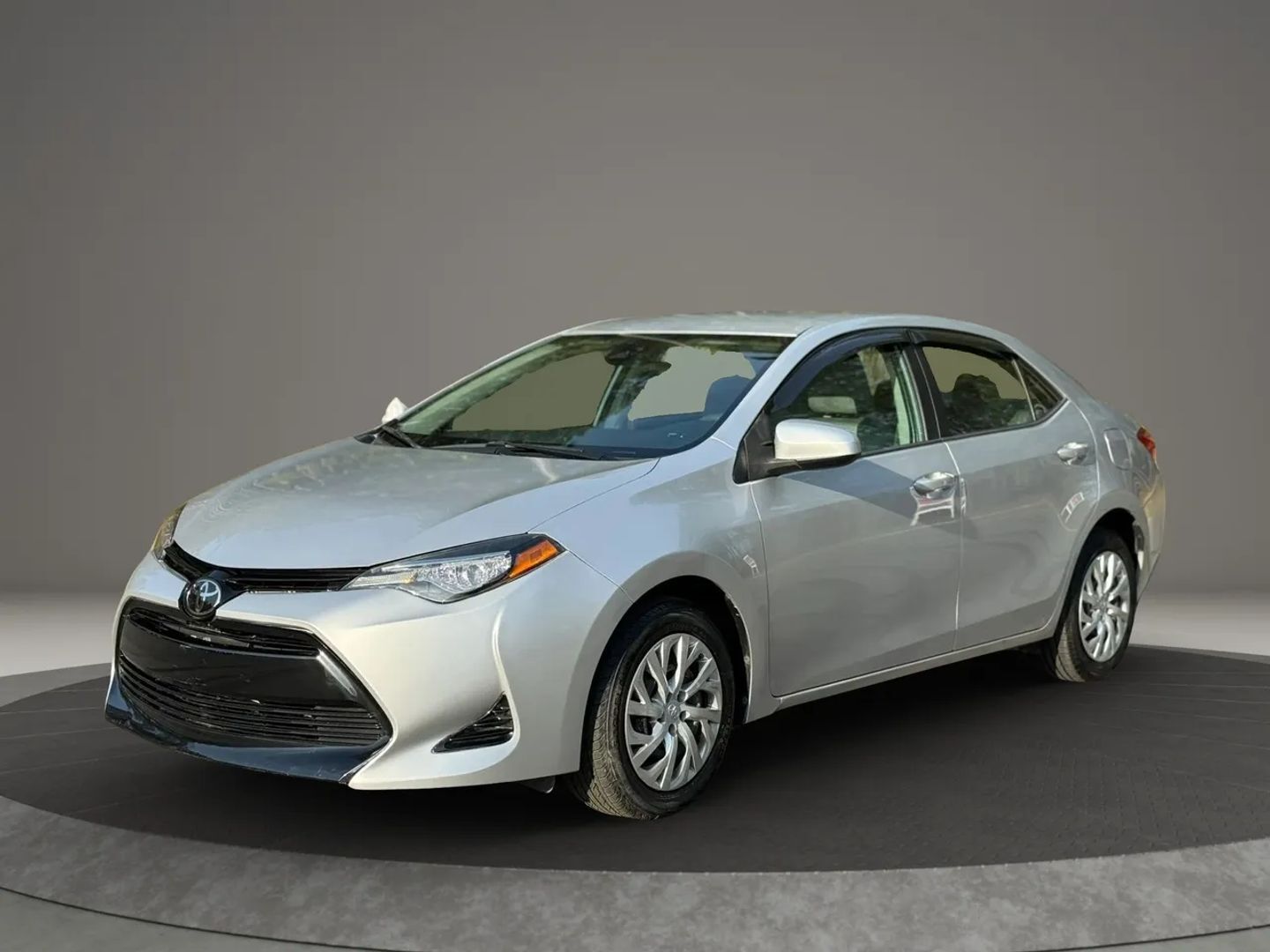 2018 TOYOTA Corolla