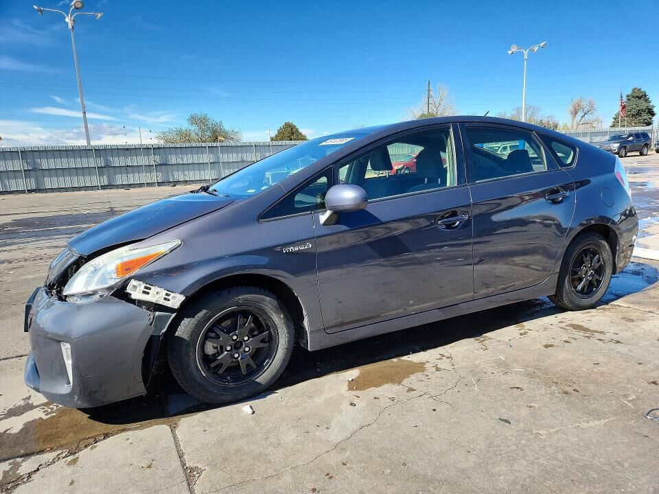 2015 TOYOTA PRIUS