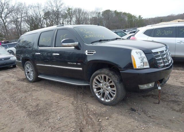2010 CADILLAC Escalade