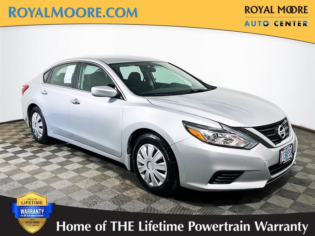2017 NISSAN Altima