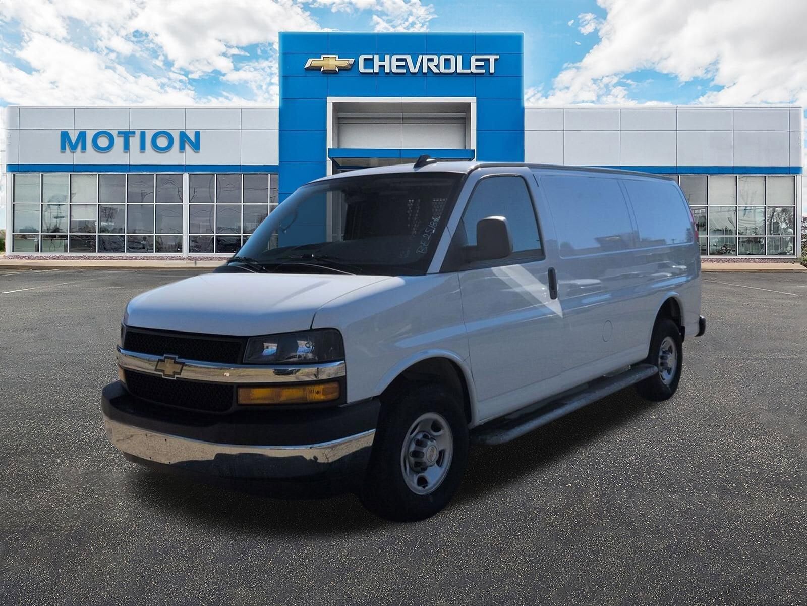 2024 CHEVROLET Express