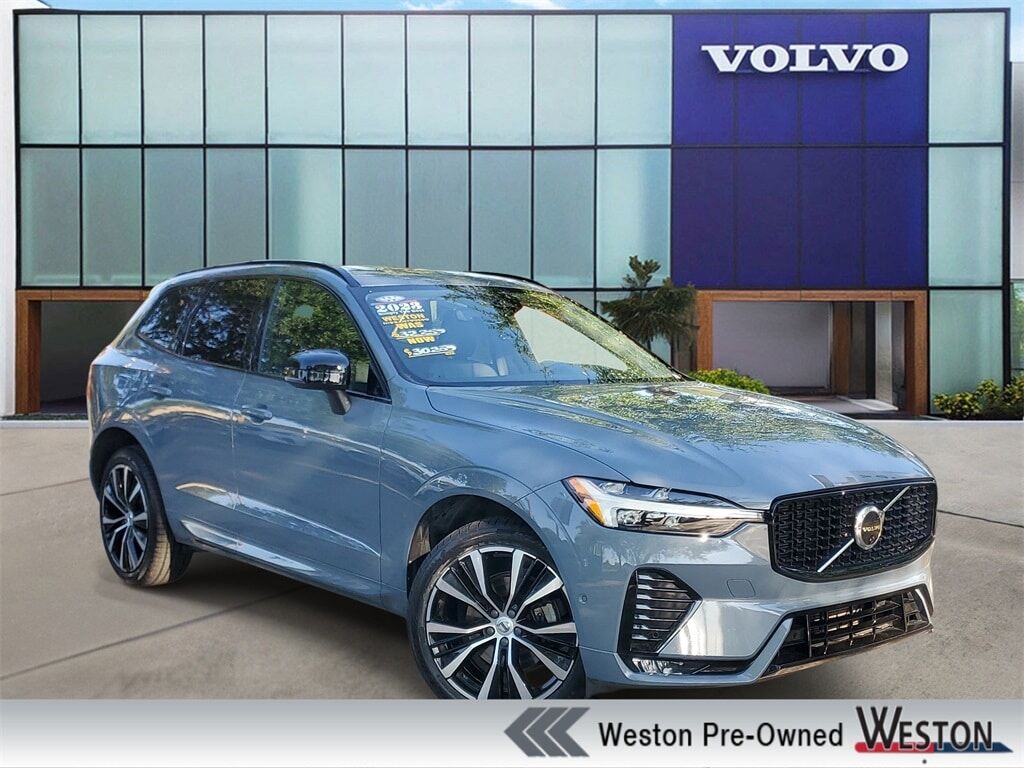 2023 VOLVO XC60