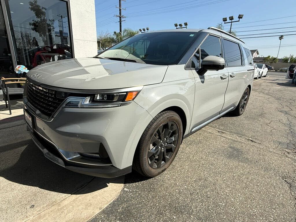 2022 KIA Carnival
