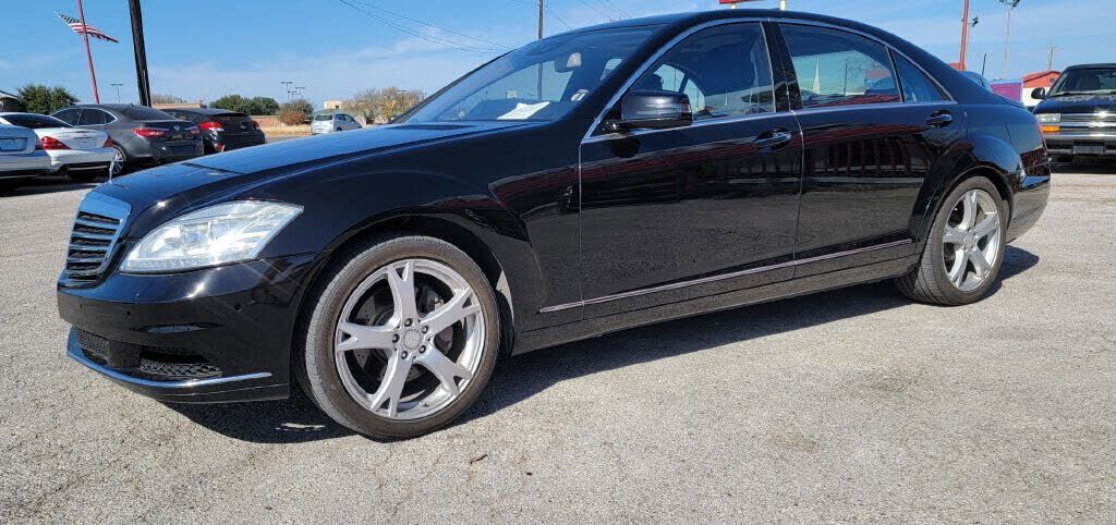 2011 MERCEDES-BENZ S-Class