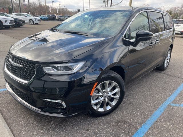 2024 CHRYSLER Pacifica