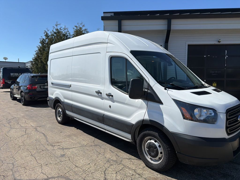 2019 FORD Transit