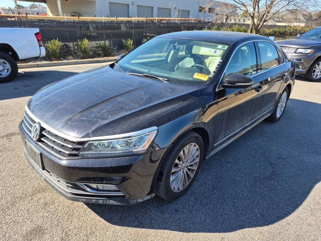 2017 VOLKSWAGEN Passat