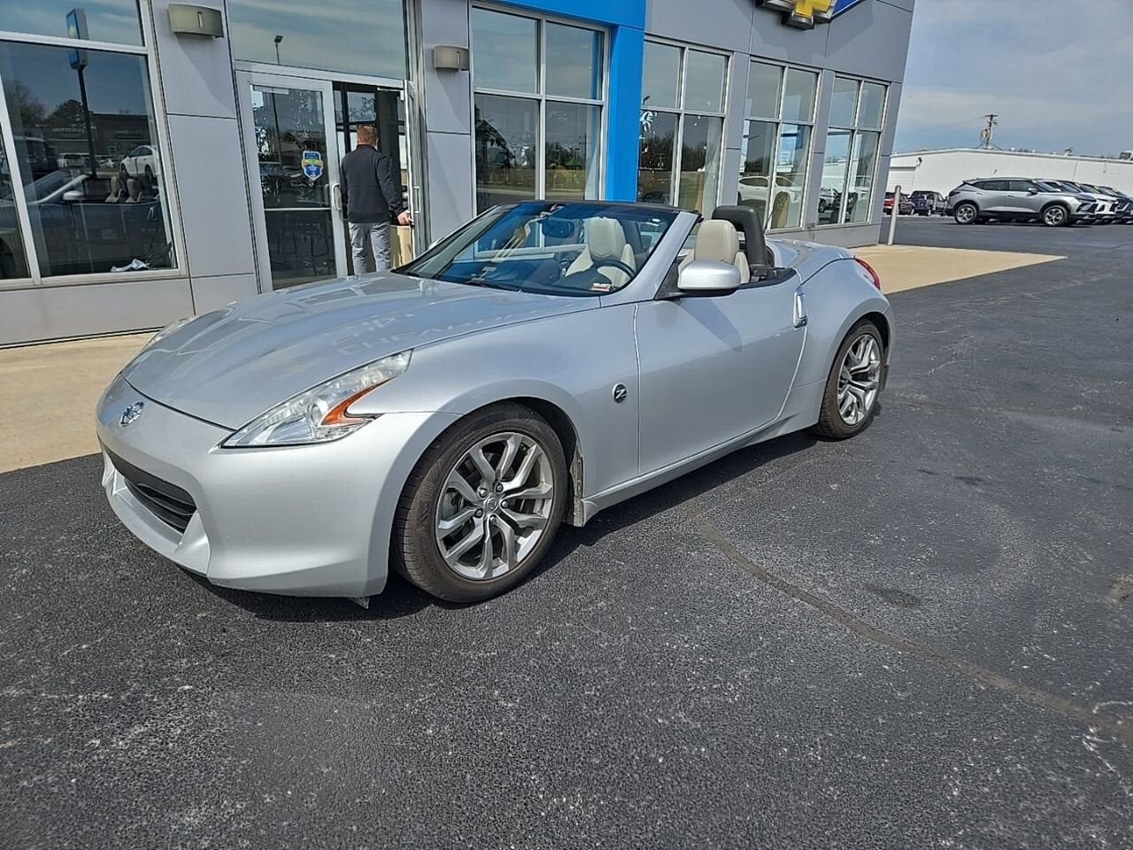 2010 NISSAN 370Z