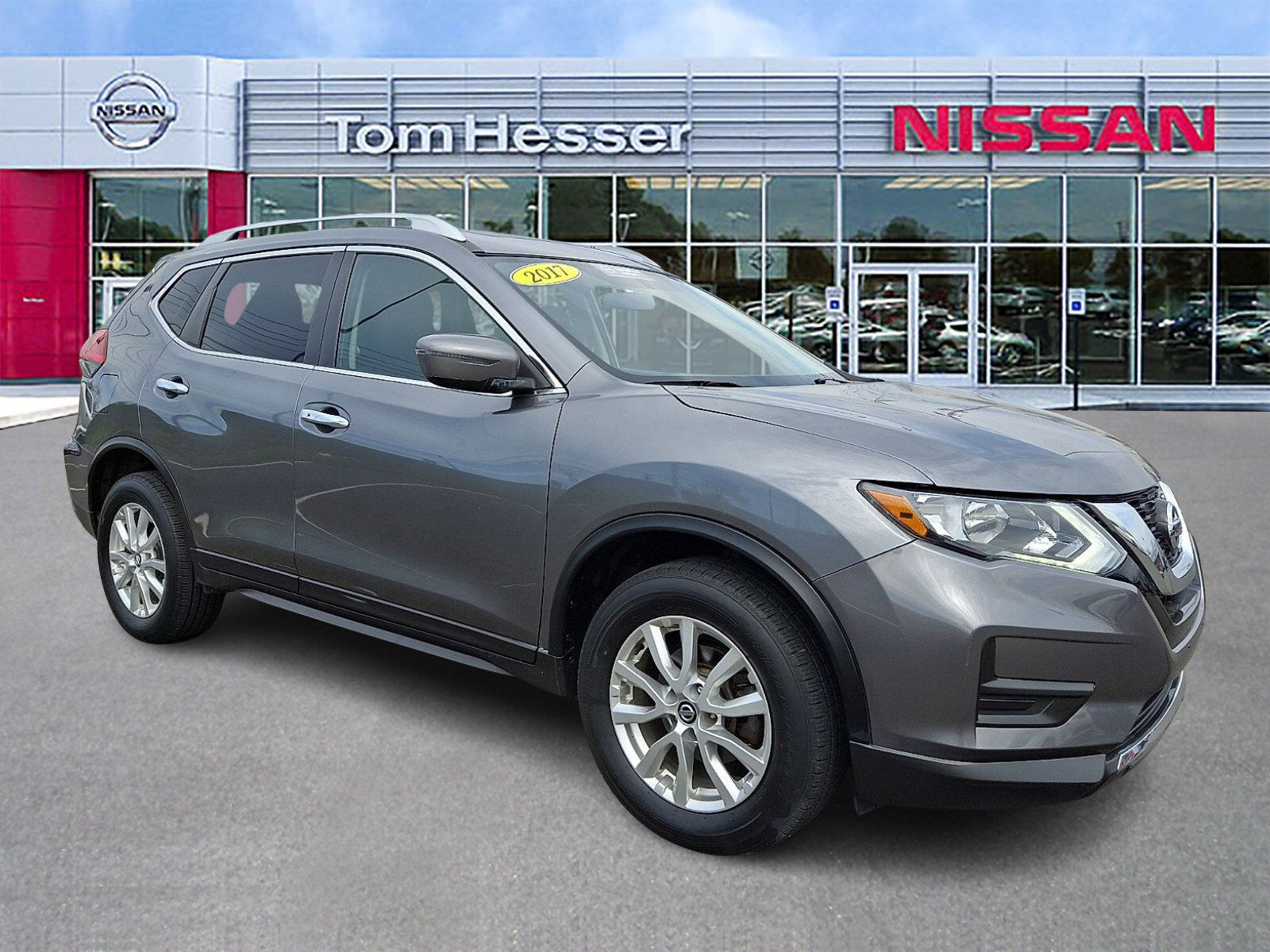 2017 NISSAN Rogue