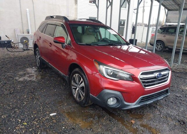 2018 SUBARU Outback