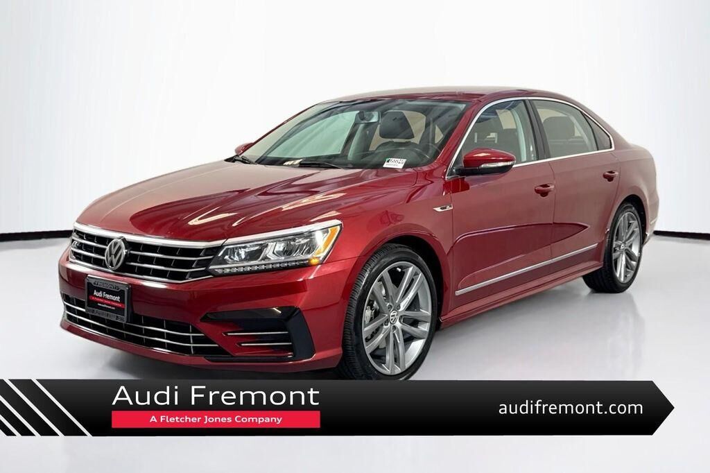 2017 VOLKSWAGEN Passat