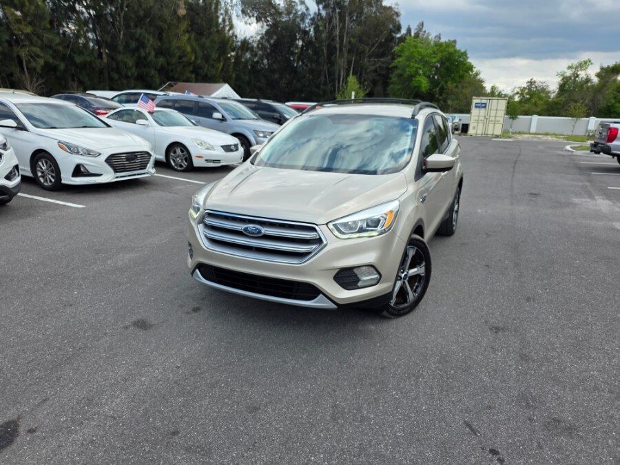 2017 FORD Escape