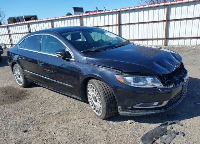 2013 VOLKSWAGEN Passat