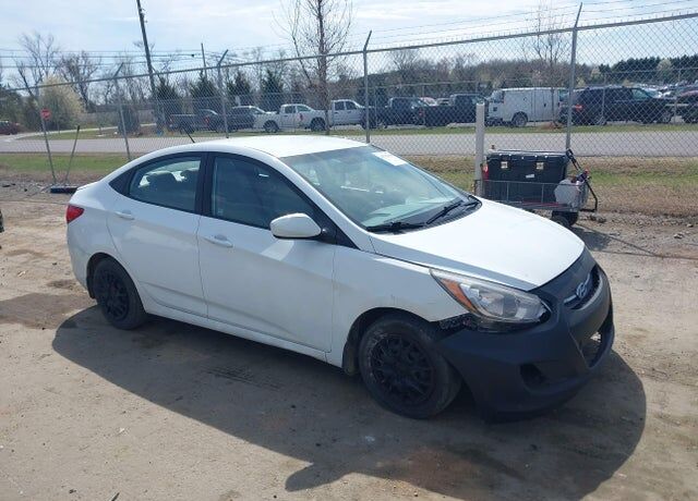 2016 HYUNDAI Accent