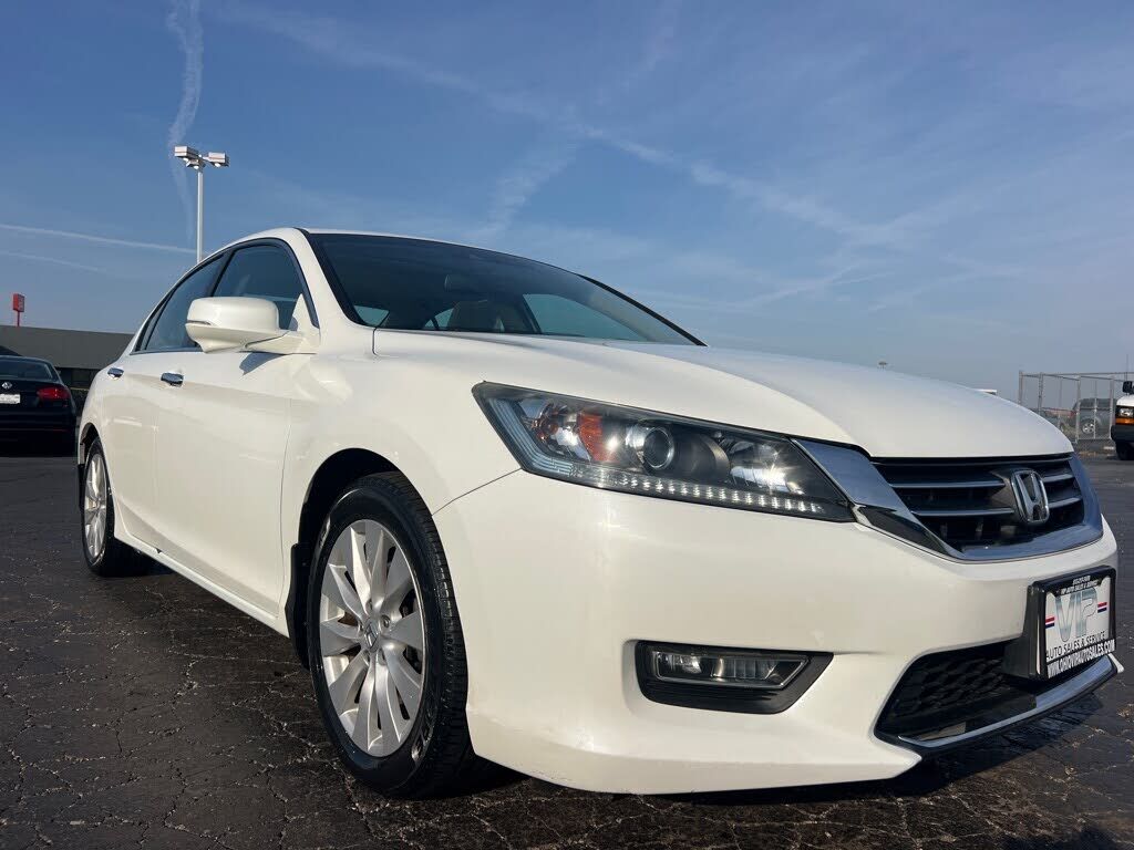 2013 HONDA Accord