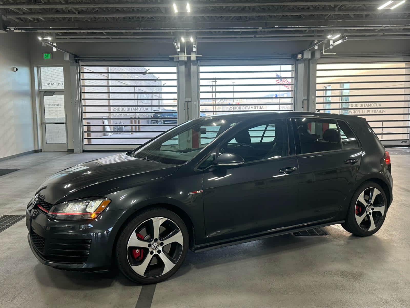 2017 VOLKSWAGEN Golf GTI
