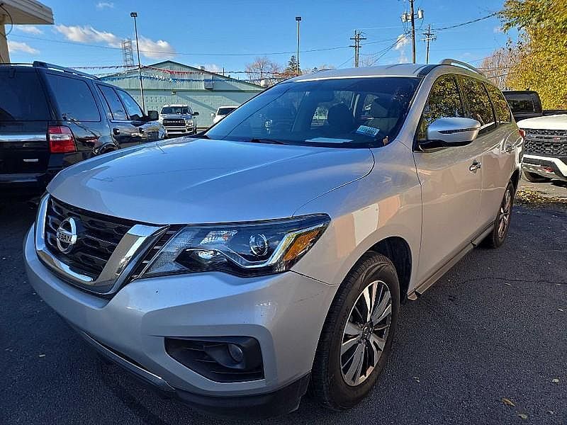 2020 NISSAN Pathfinder