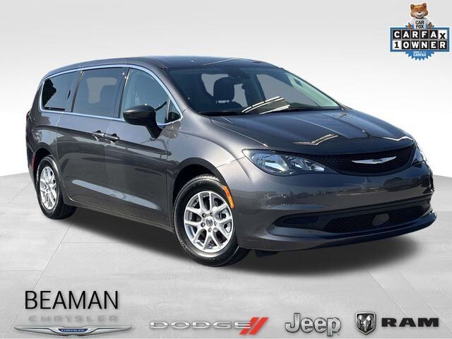 2023 CHRYSLER Voyager