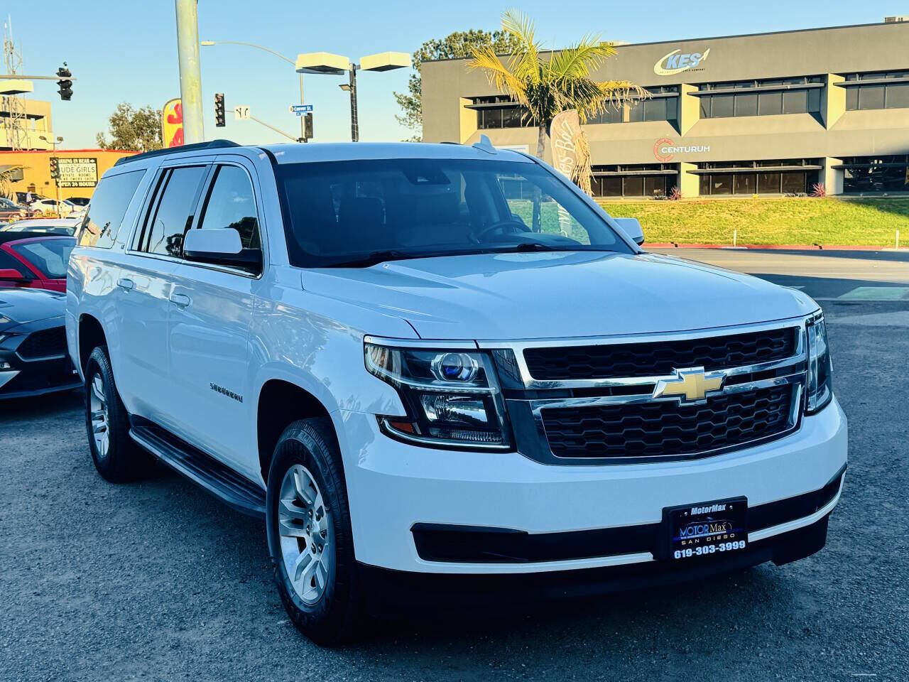 2017 CHEVROLET Suburban