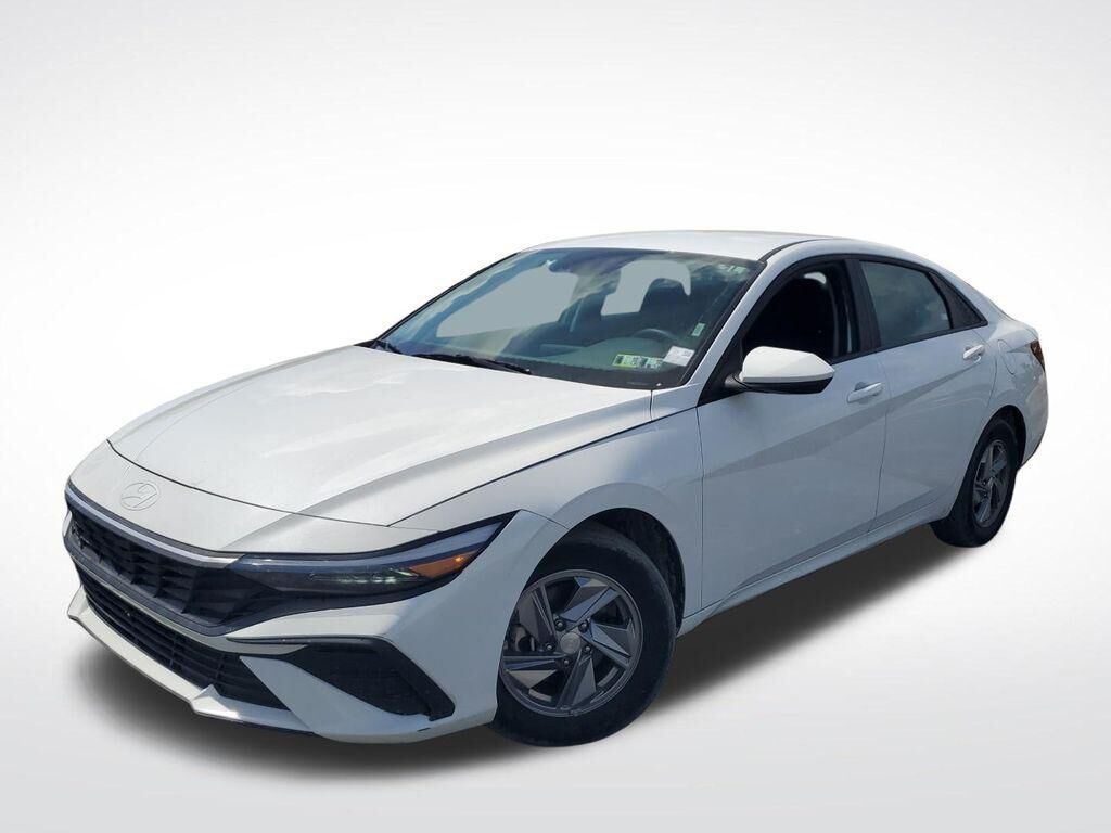 2024 HYUNDAI Elantra
