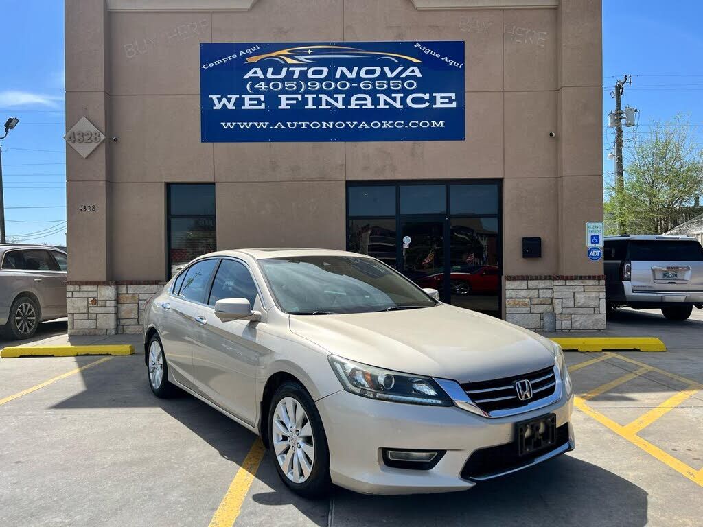 2013 HONDA Accord