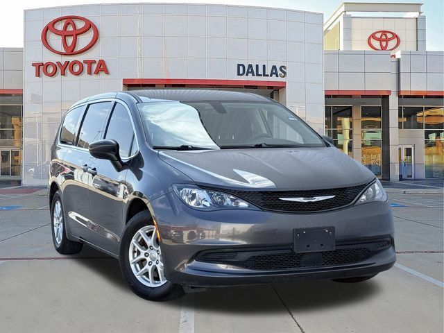 2022 CHRYSLER Voyager