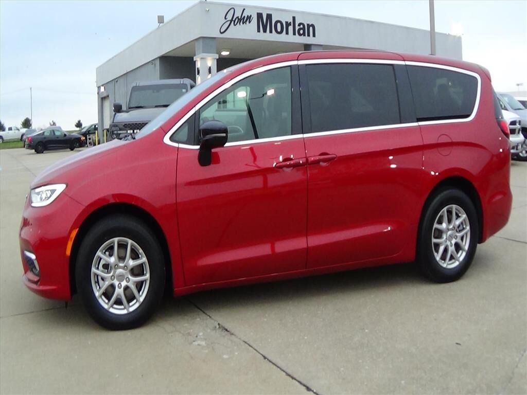 2025 CHRYSLER Pacifica