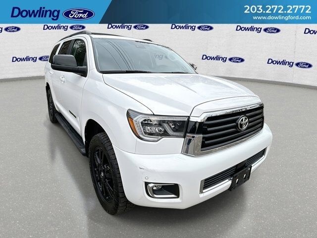 2018 TOYOTA Sequoia