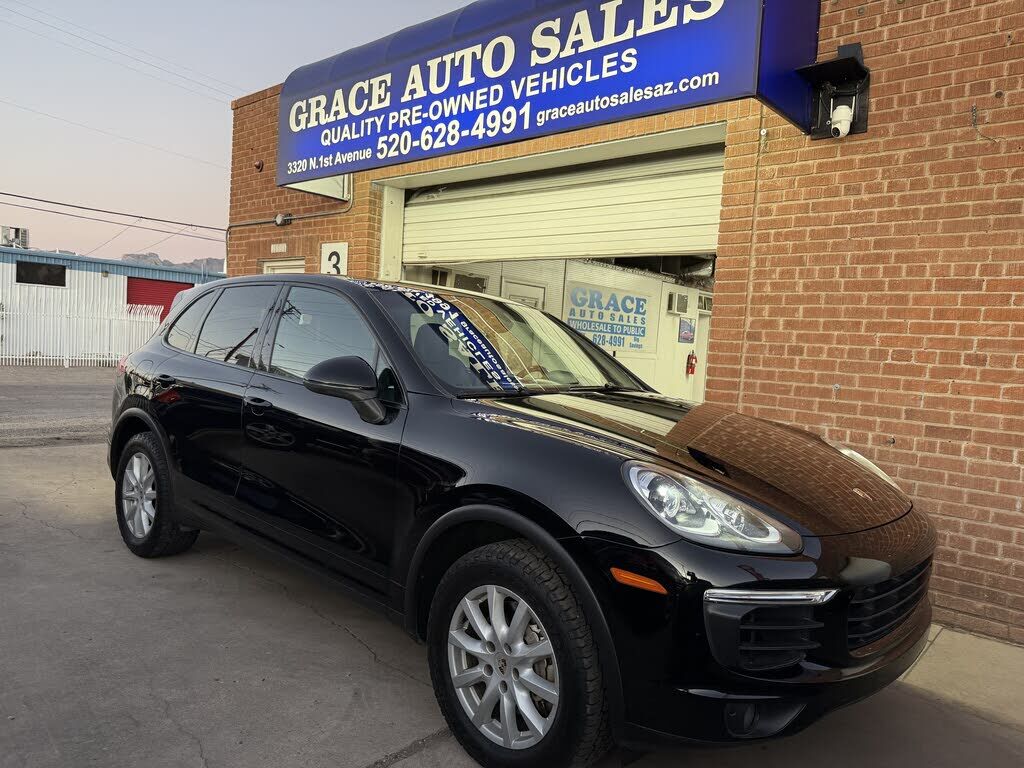 2015 PORSCHE Cayenne