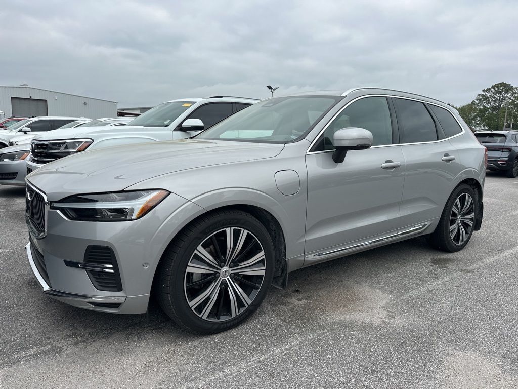 2023 VOLVO XC60