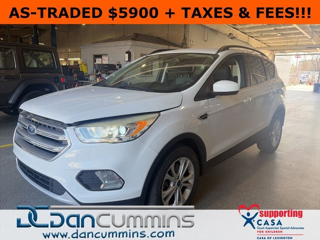 2017 FORD Escape