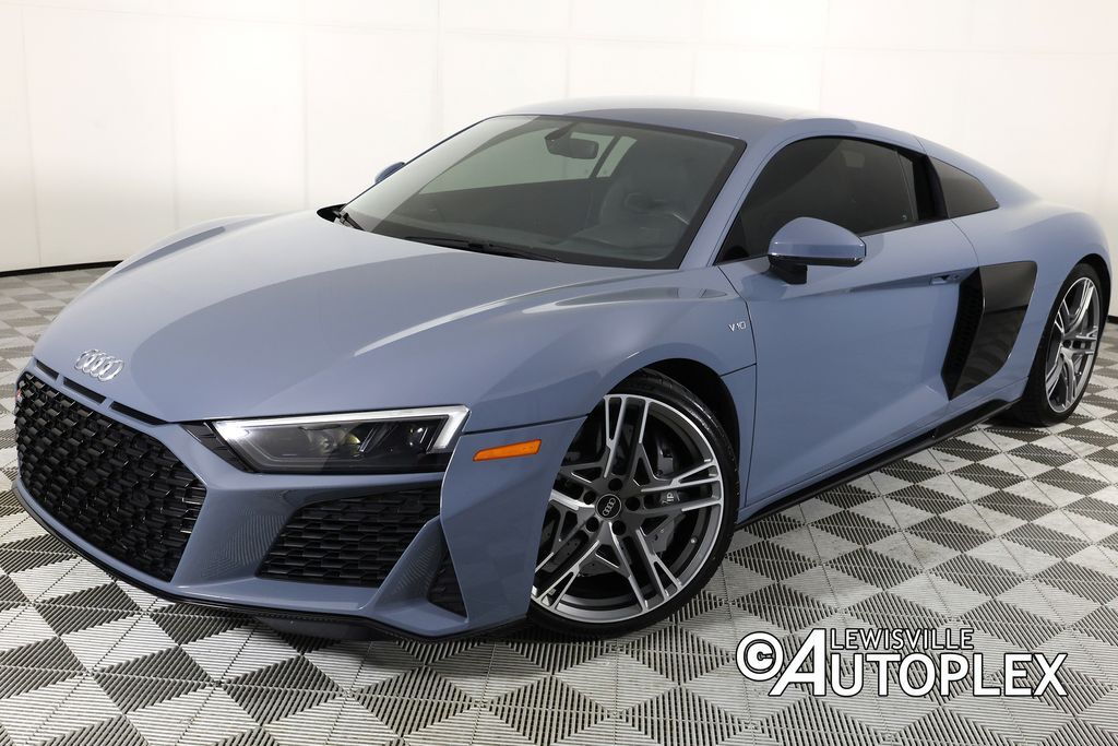 2023 AUDI R8