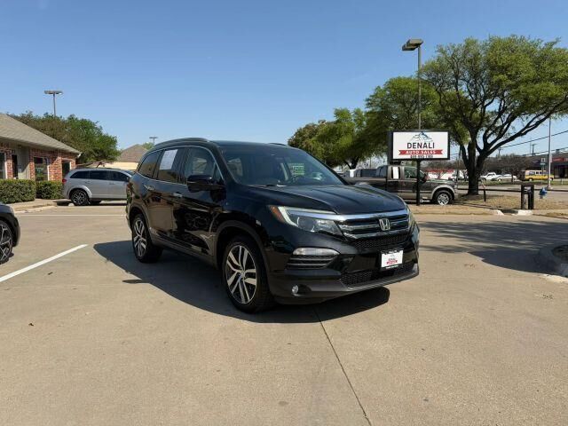 2017 HONDA Pilot