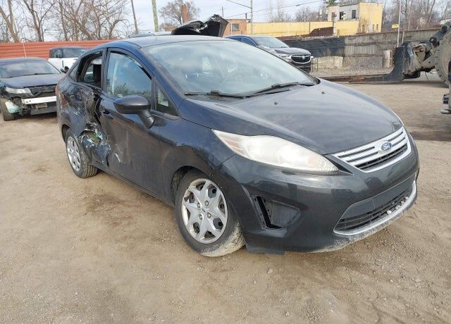 2011 FORD Fiesta