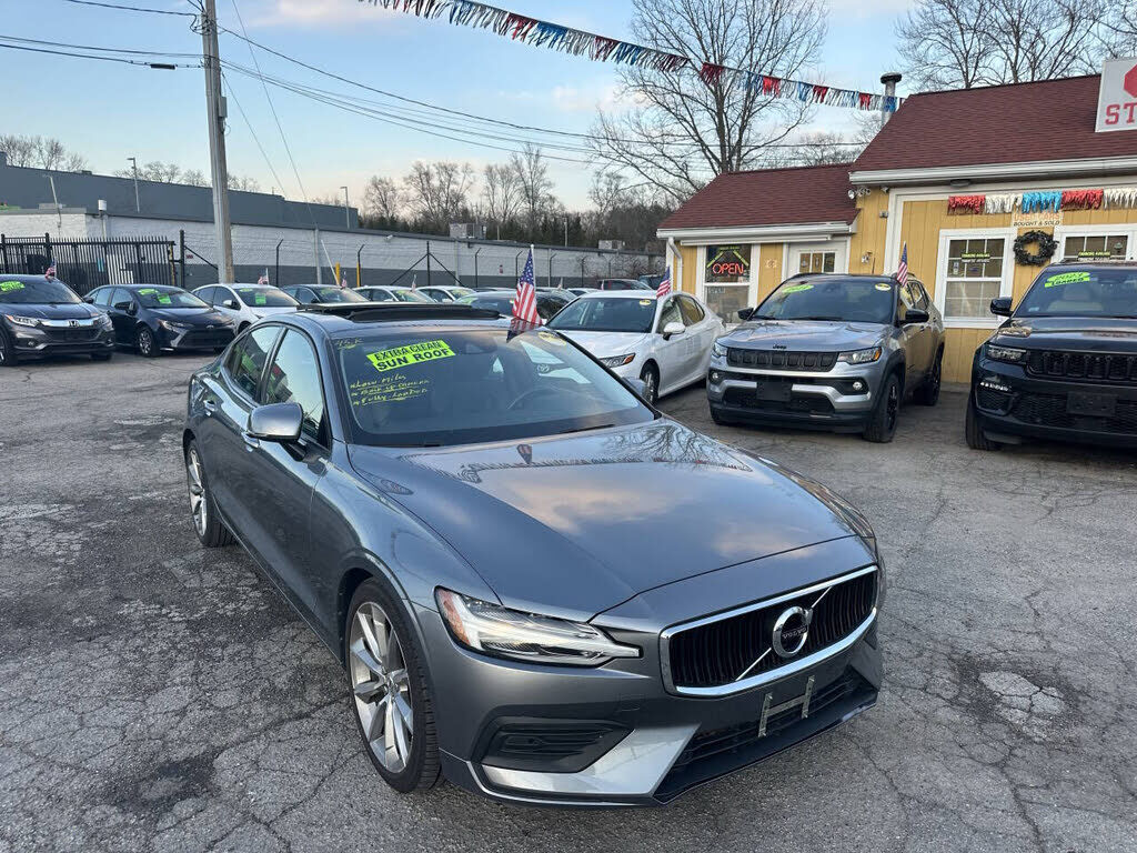 2019 VOLVO S60