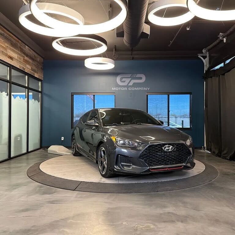 2020 HYUNDAI Veloster