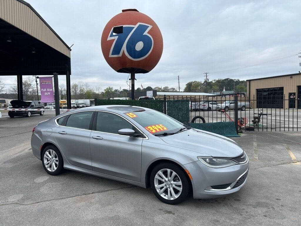 2015 CHRYSLER 200