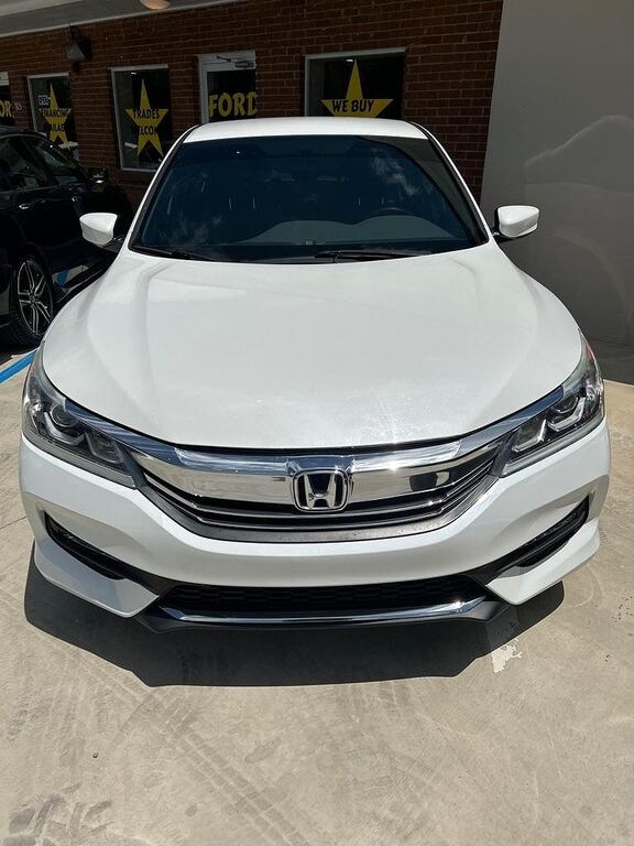 2017 HONDA Accord