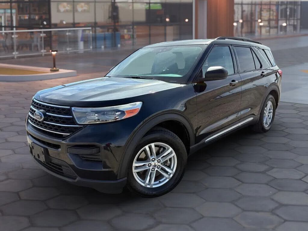 2021 FORD Explorer