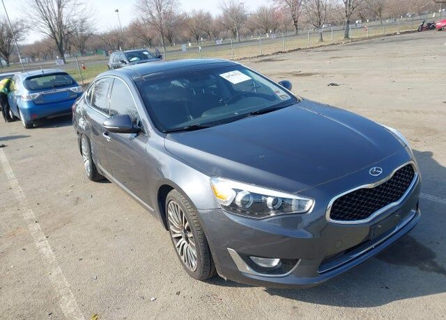 2015 KIA Cadenza