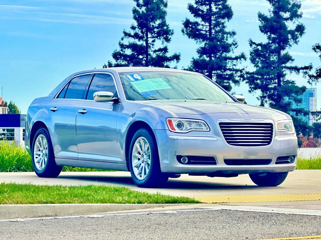 2014 CHRYSLER 300