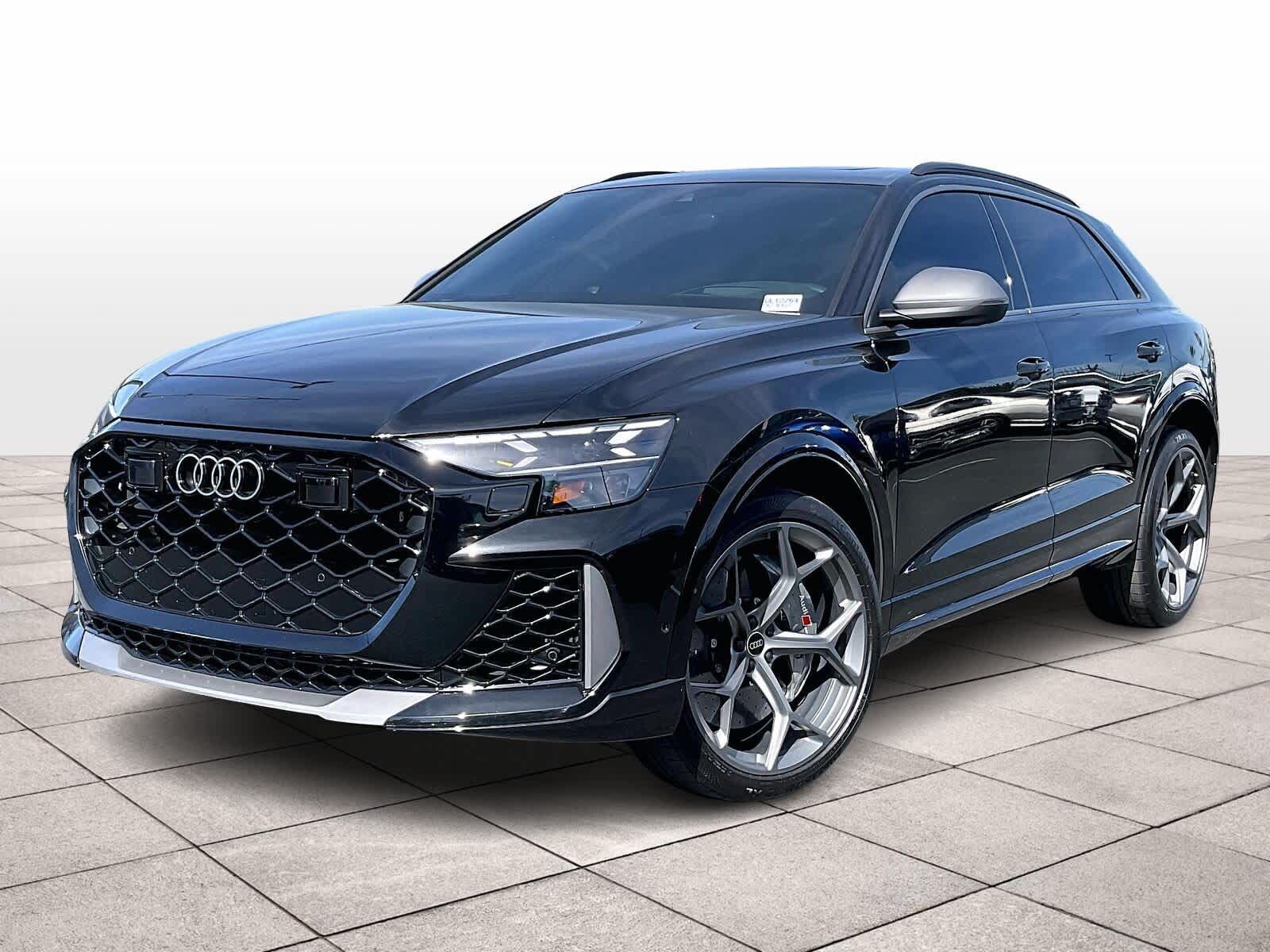 2025 AUDI RS Q8