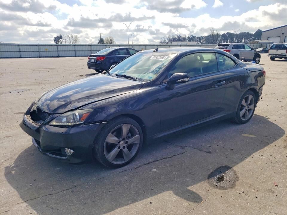 2011 LEXUS IS