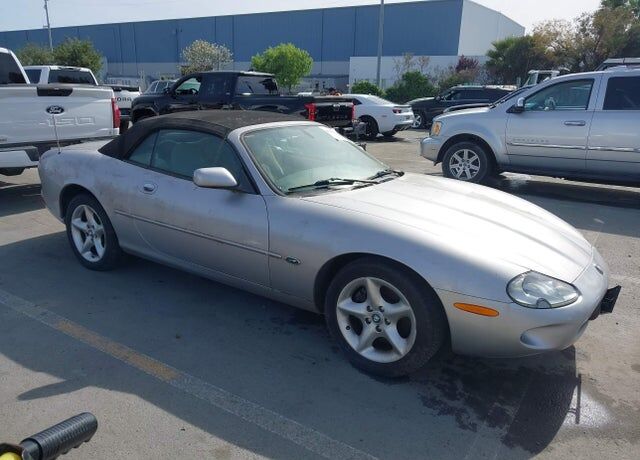 2000 JAGUAR XK8