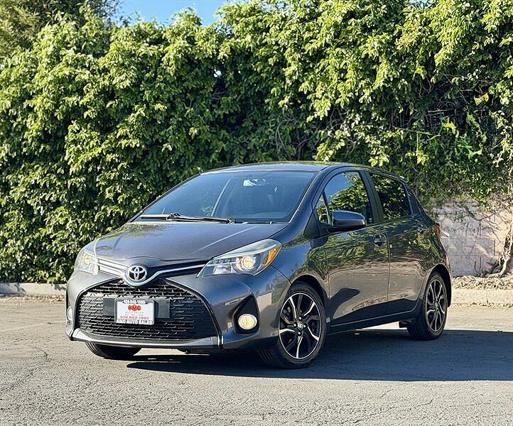 2016 TOYOTA Yaris