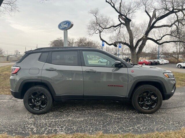2023 JEEP Compass