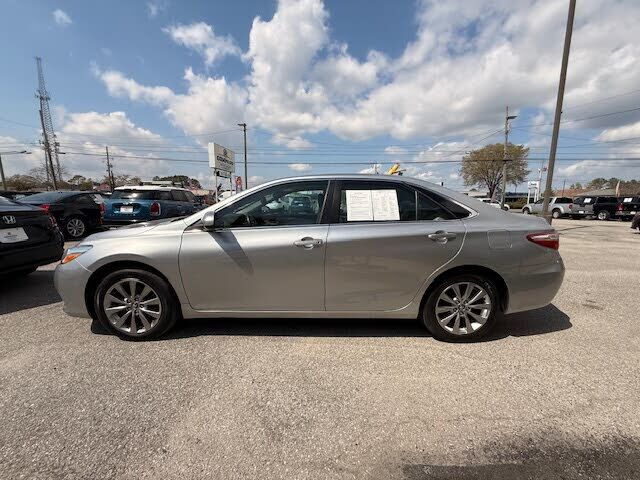 2016 TOYOTA Camry