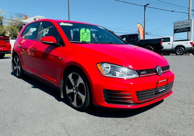 2016 VOLKSWAGEN Golf GTI