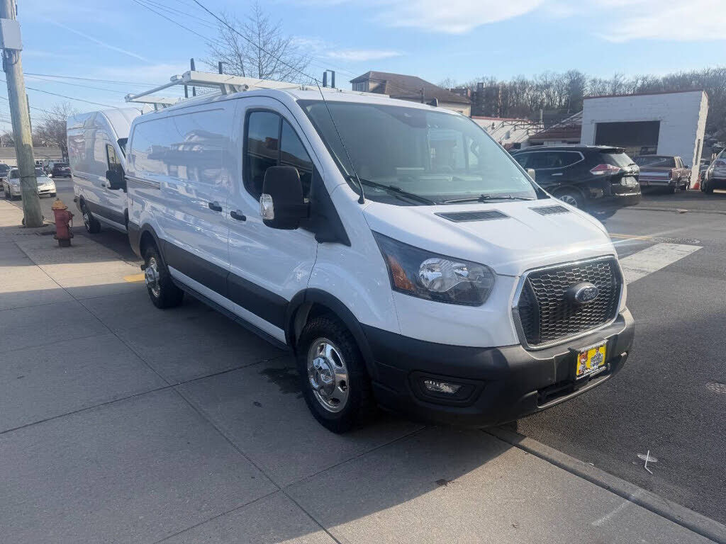 2022 FORD Transit