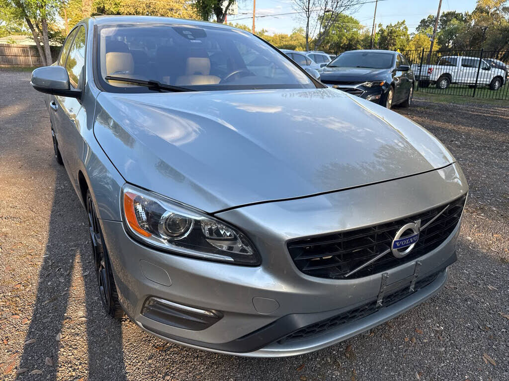 2018 VOLVO S60